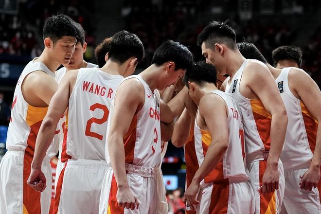 九游娱乐入口-中国篮球联赛迎来最新一轮激烈比拼,球队实力排名有所变动的简单介绍