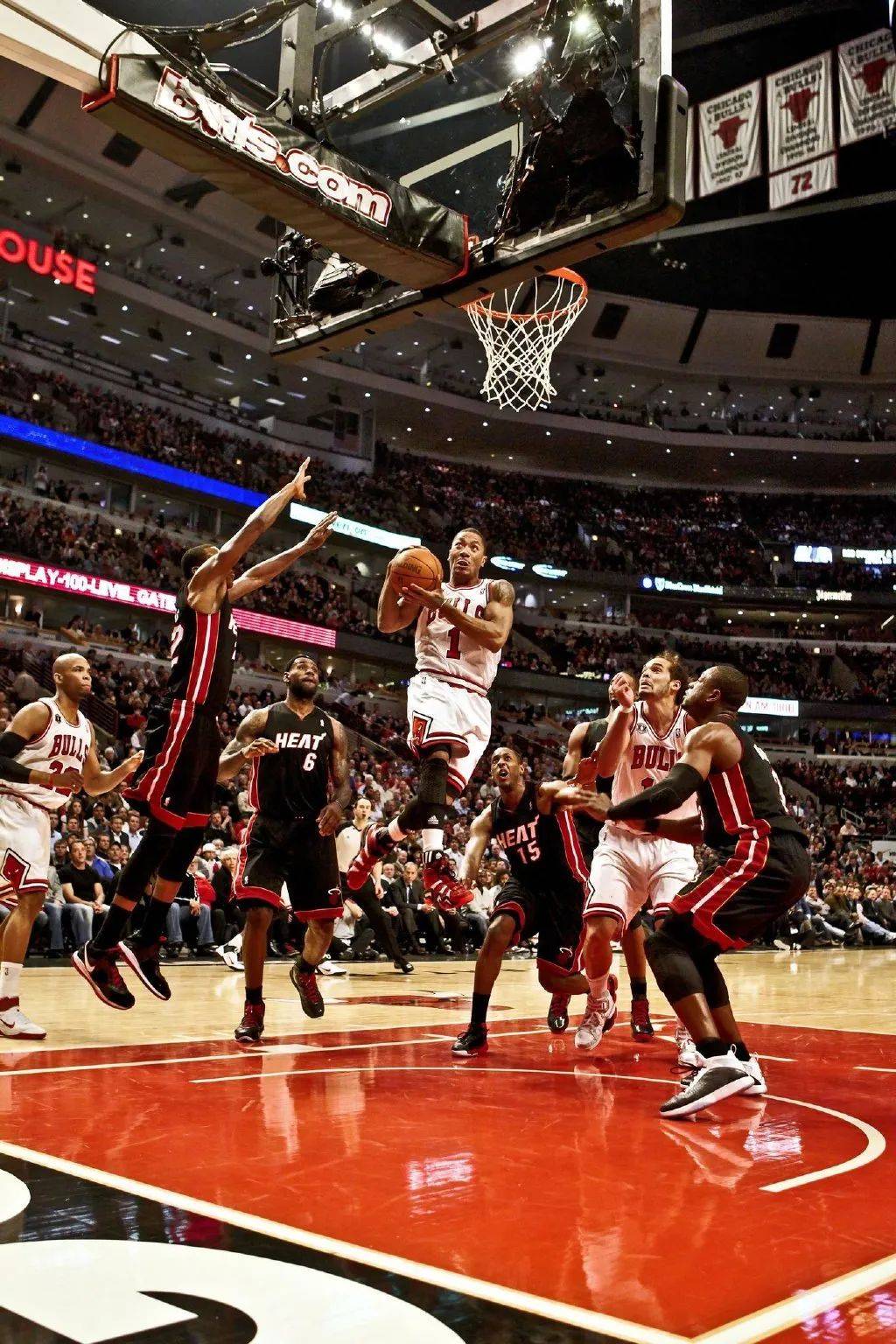 九游体育官方入口-小牛主场大胜热火,唐斯贡献全场最高分