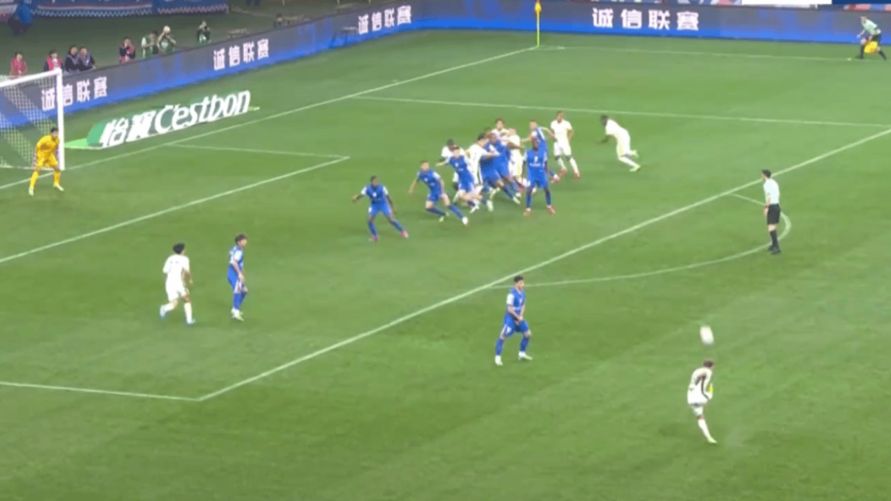 九游中国-包含武汉卓尔客场战平上海申花，延续不败纪录的词条