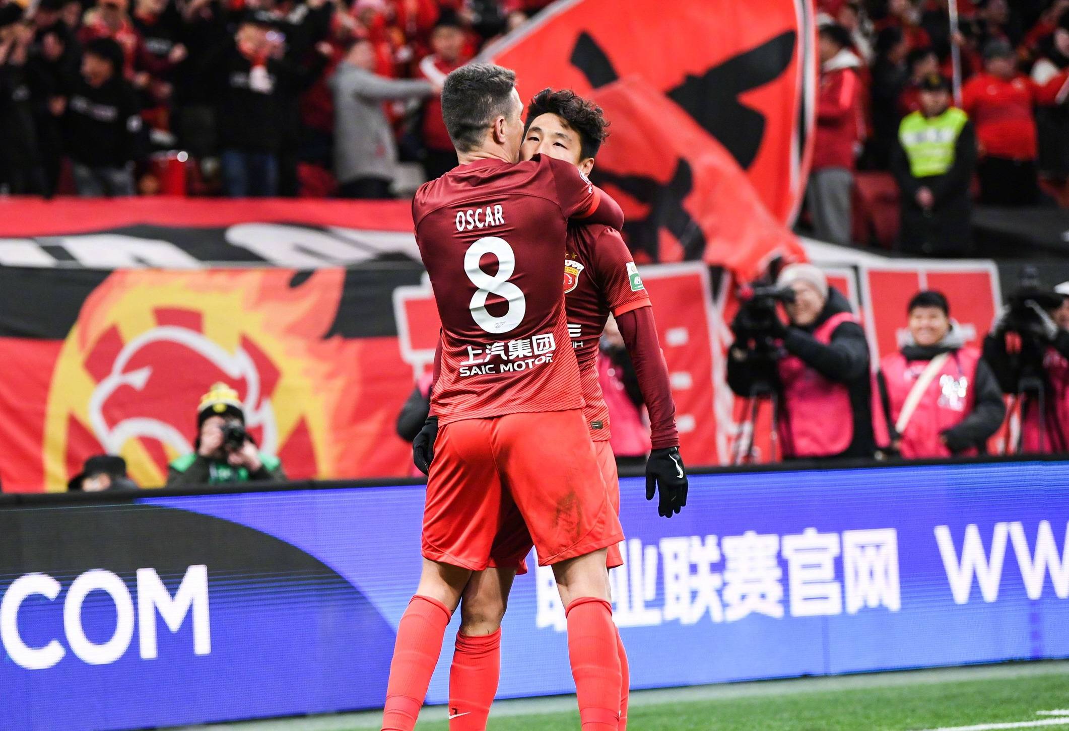 9you娱乐-关于上海上港客场失利，球队全力备战再展雄风的信息