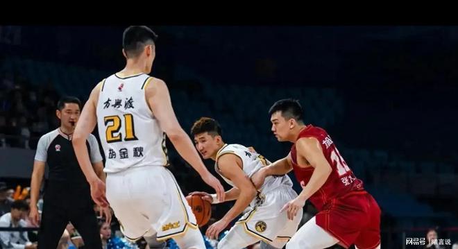 九游体育官方入口-关于阿克苏队在激烈对决中获得了胜利,全力争取胜利的信息