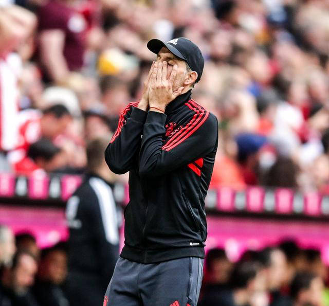 九游娱乐入口-巴萨球员集体发难,主教练下课