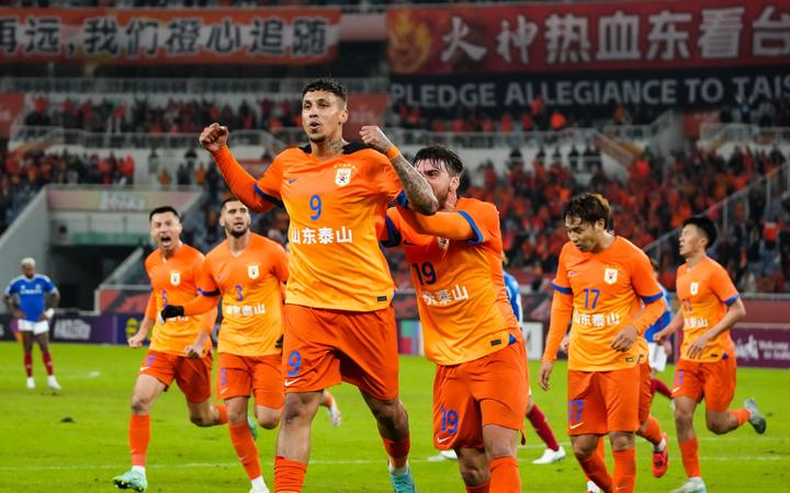 九游官网-欧预赛比拼激烈,胜负之间只在一线之间的简单介绍