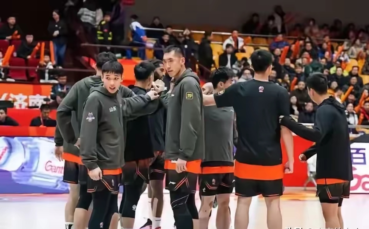 九游游戏-新赛季爆冷战绩出炉，球队实力有异变