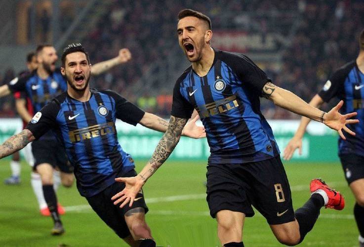 九游体育平台-乌迪内斯与克罗托内为了保级机会踢成: