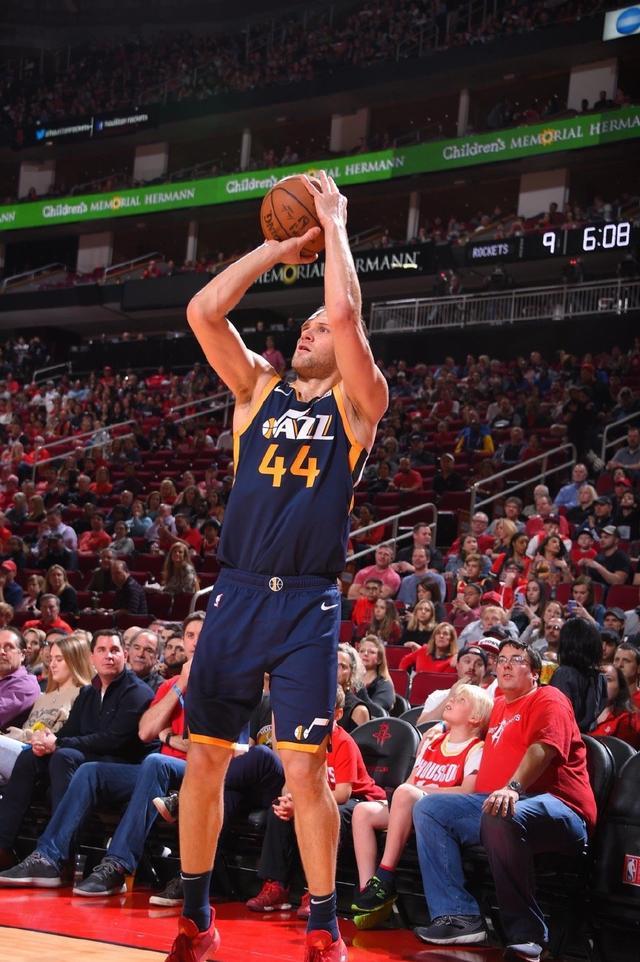 九游娱乐网站-火箭队内部消极情绪暴露，导致战绩不尽如意的简单介绍