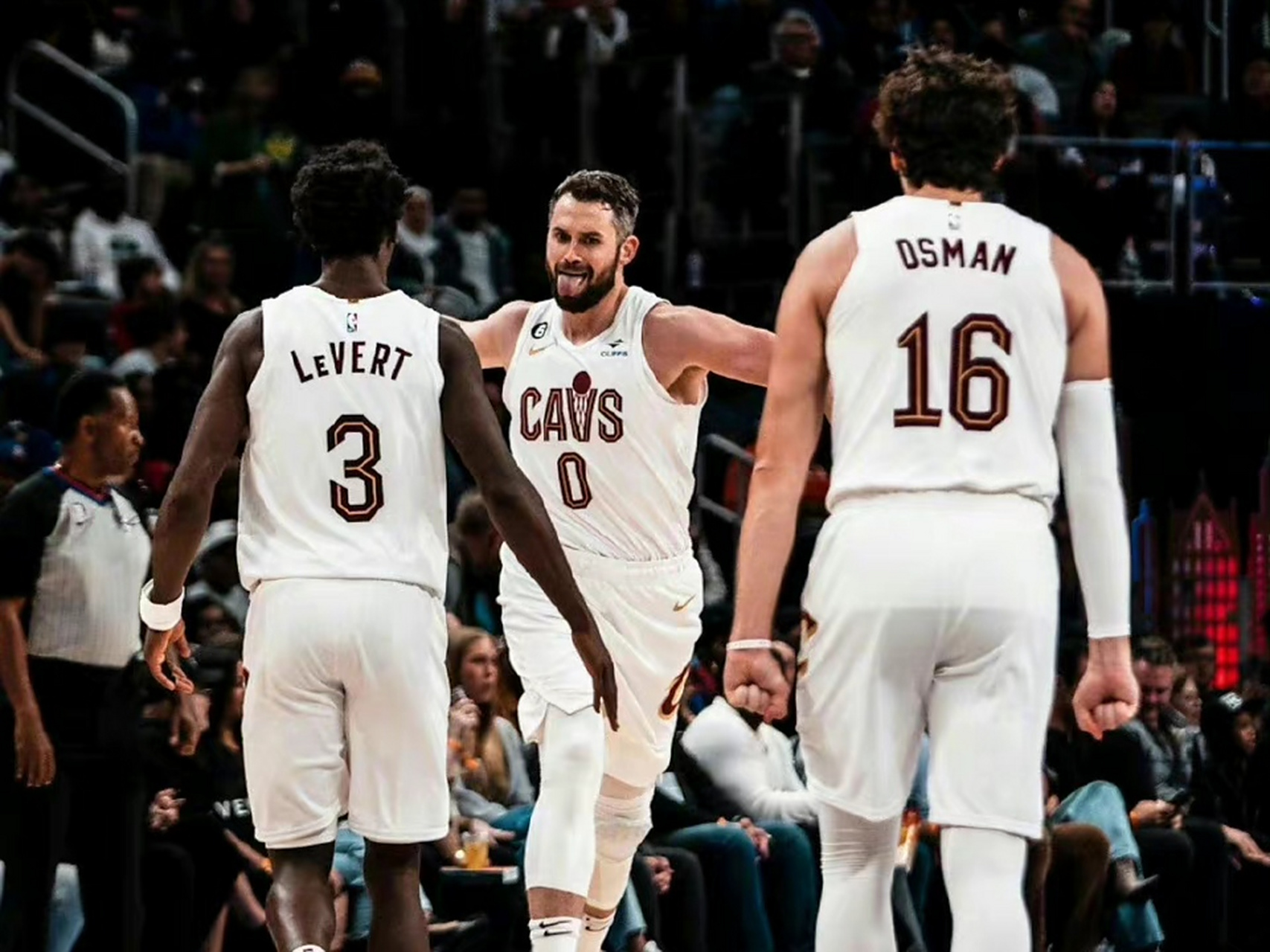 九游体育直播-骑士主场告捷乐福三双助球队获胜