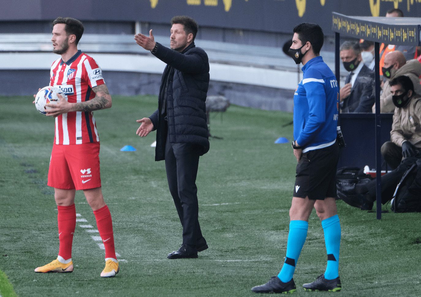 九游娱乐网站-包含乌拉圭完胜马德里竞技，卡塞米罗完成帽子戏法的词条