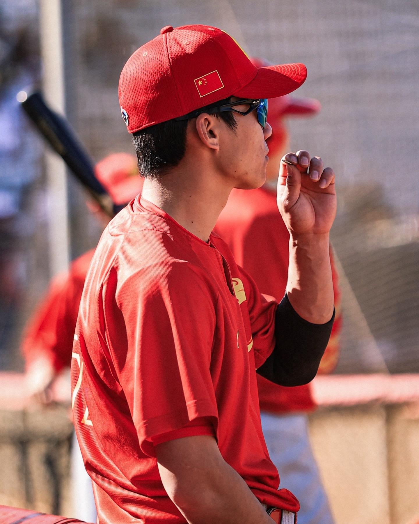 九游游戏-棒球选手刷新世界纪录，震撼全场