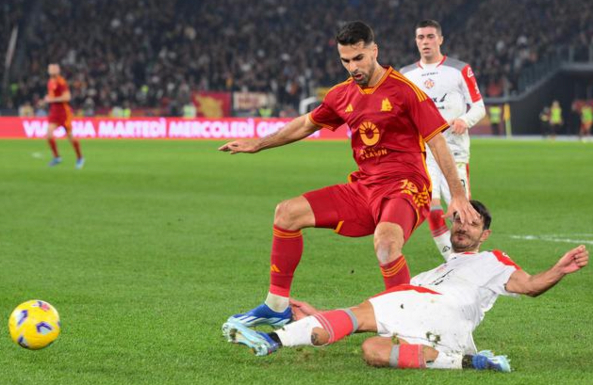 九游app下载-奥地利完胜西班牙，穆勒高光表现