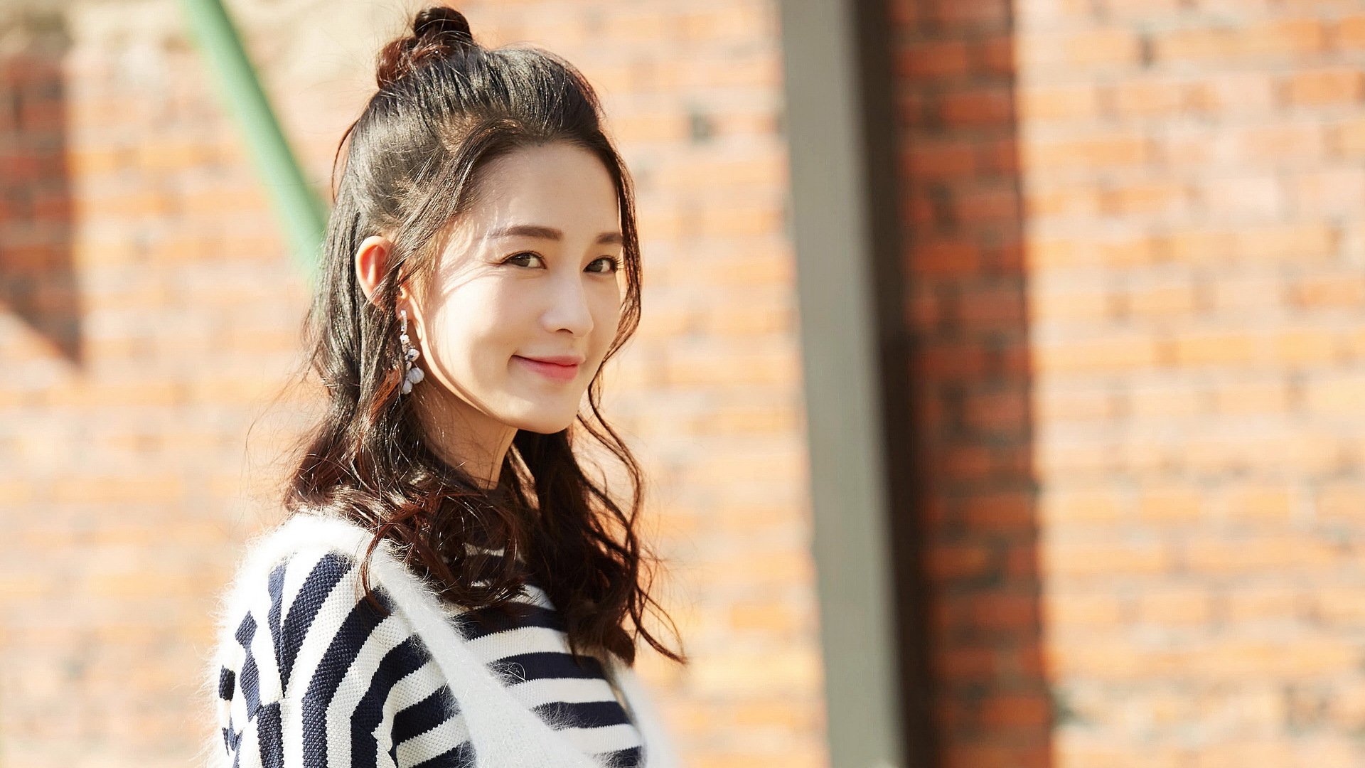 九游中国-灰熊击溃骑士,范弗利特化身关键先生